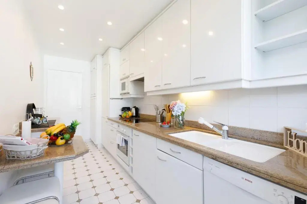 Suite Riviera - Sea View - Clim - Plage - Residence de standing - Parking