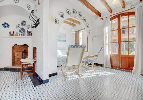 Pilar House