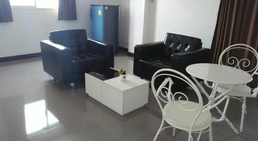 Apartment Baan Khun Mae