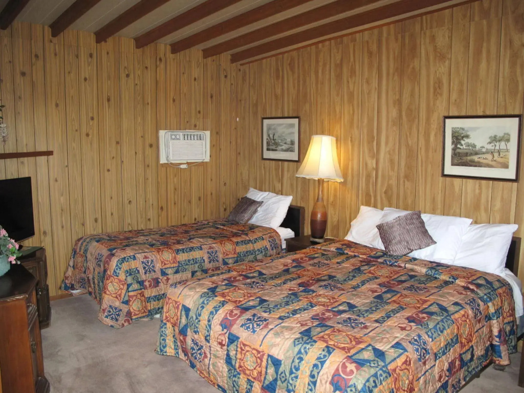 Blue Mountain Motel