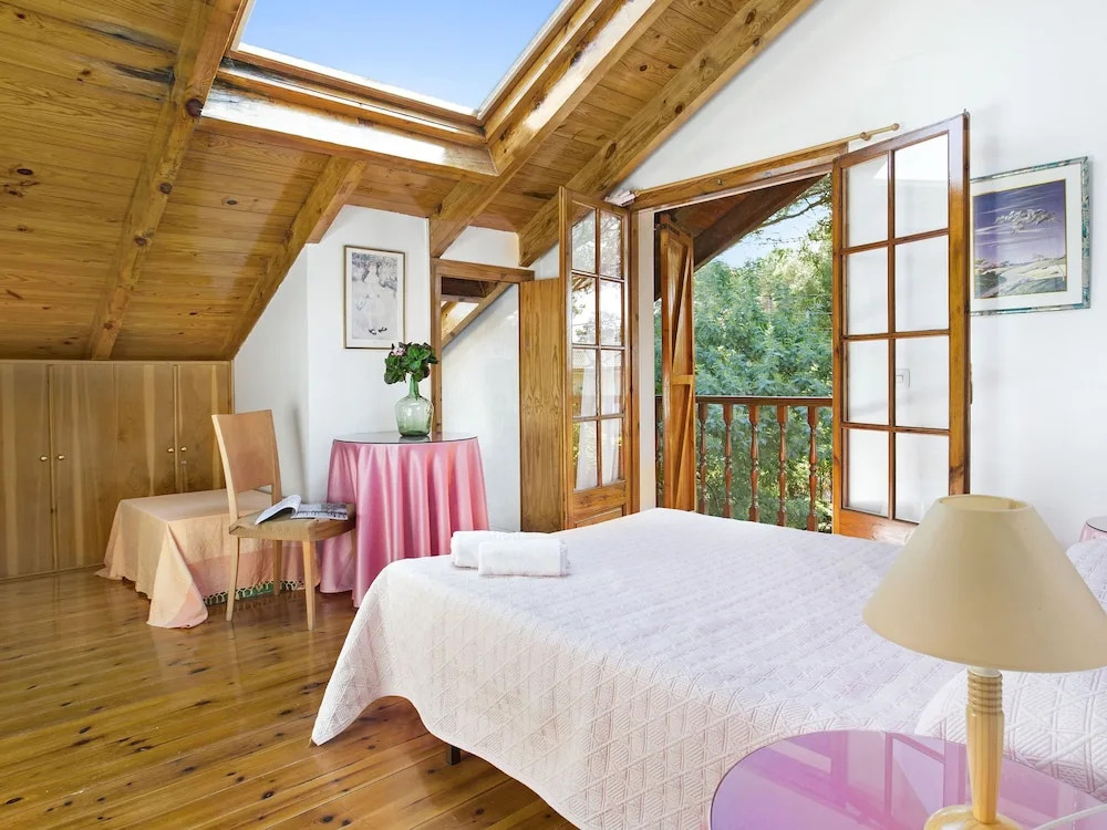 Cute House with Wooden Shutters Large Enclosed Garden near Lloret de Mar