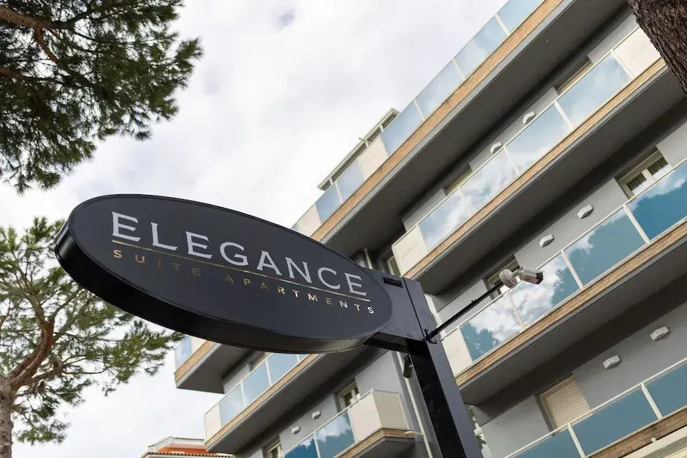 Elegance Suite Apartments - Siroli Collection