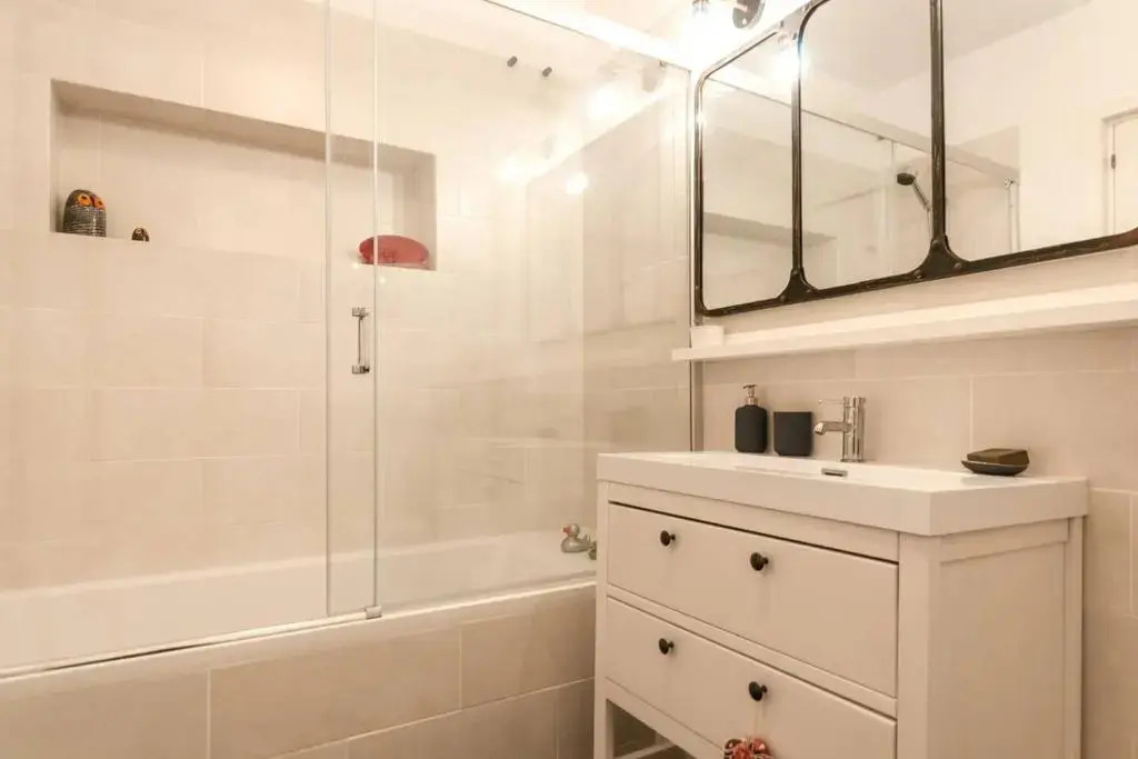 Barcelonaforrent Alessandra Central Ramblas Apartment