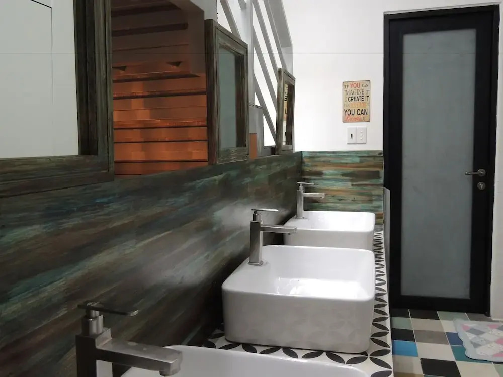 TimeMark Travel Homestay & Hostel
