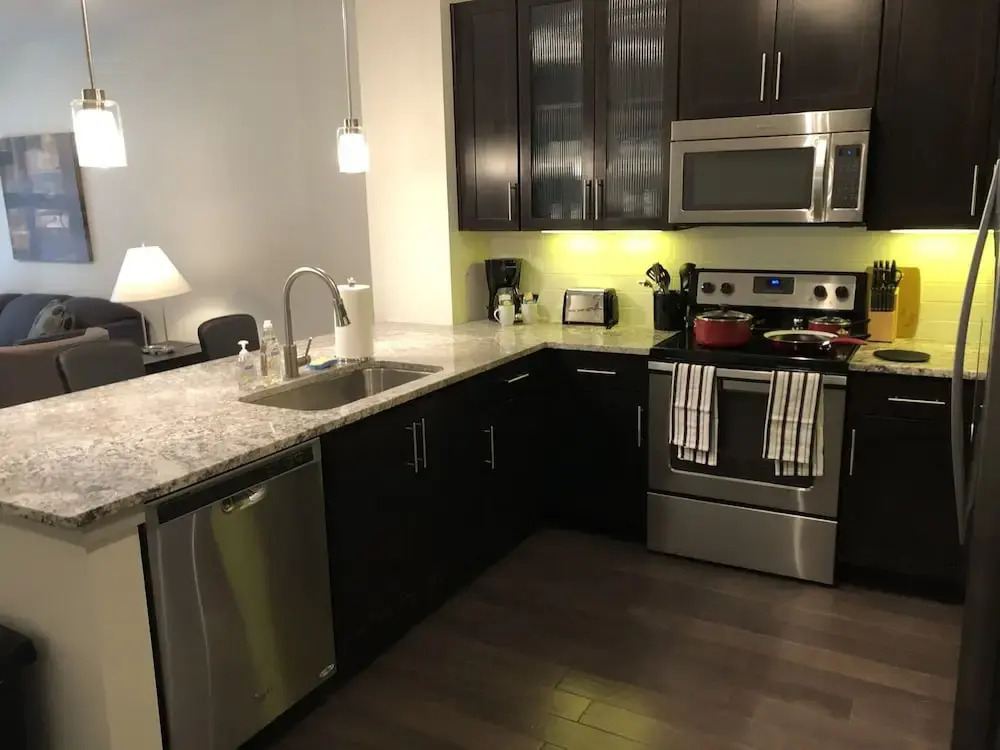 Moderne Luxury at Fashion Square 1x1 1BR by Casago