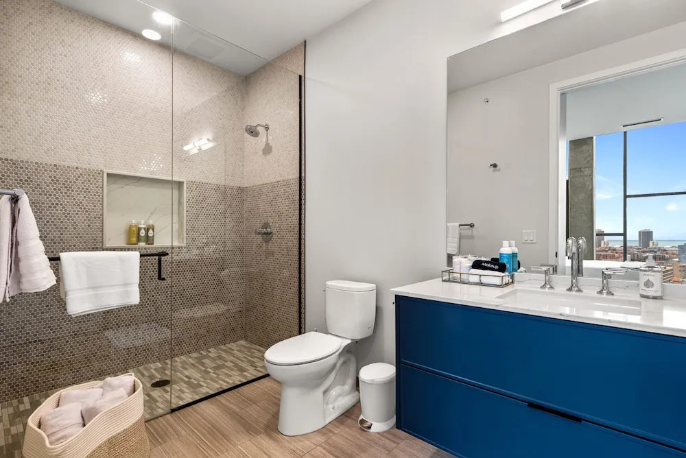 Group Escape 2 Luxury 3BR Penthouses