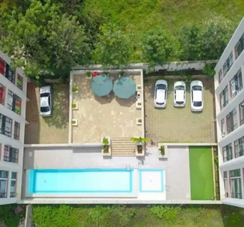 Lux Suites Laiser Place by Tsavo Rongai