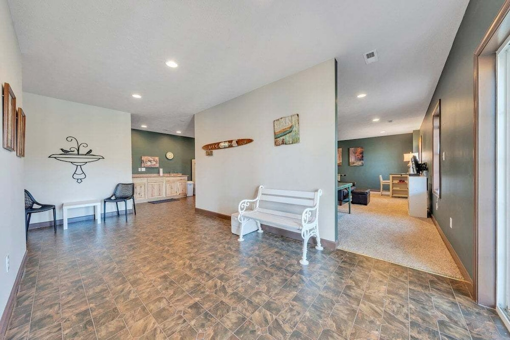 Whisper Haven - Private Dock & Pet Friendly