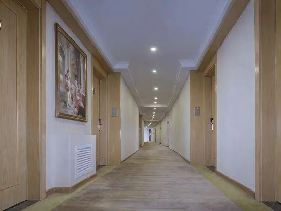 Vienna 3 Best Hotel (Ruida Apartment Building)