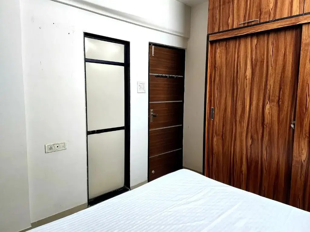 Sapphire Service Apartment