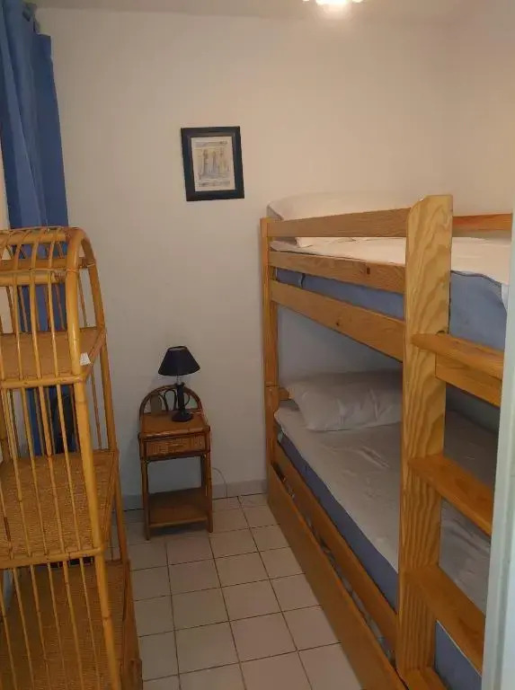 4RB86 Appartement type T2 cabine dans résidence bord de mer à Collioure