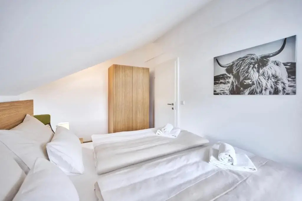 Die Tauplitz Lodges - Bergblick B7-2 by AA Holiday Homes