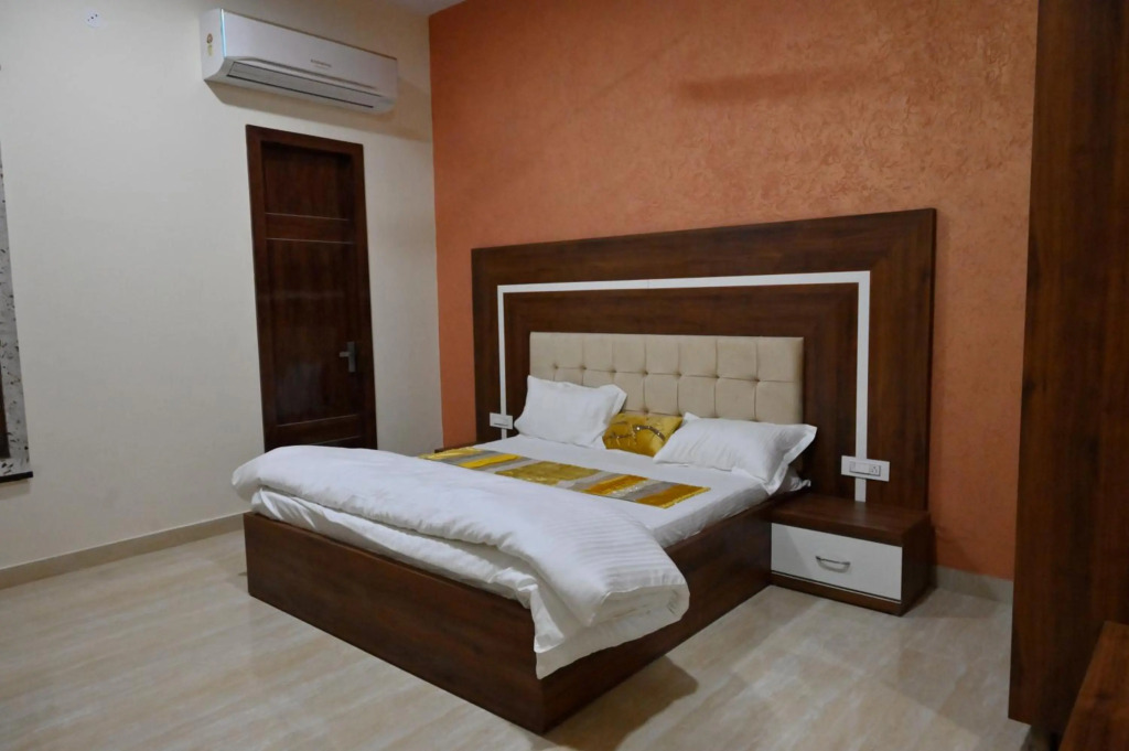 Ideal Home stay