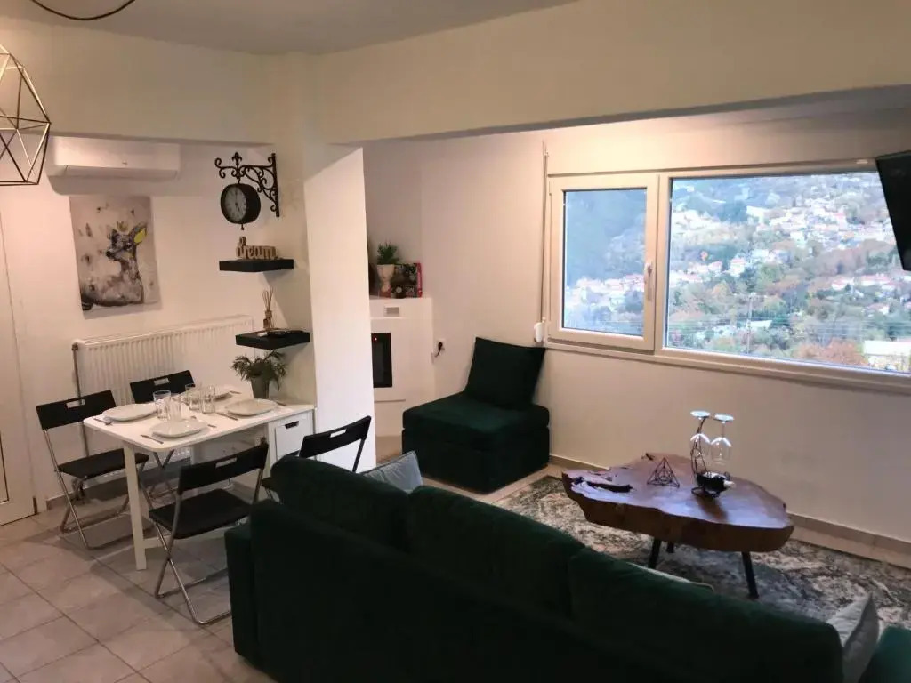 Remvi GUEST HOUSE