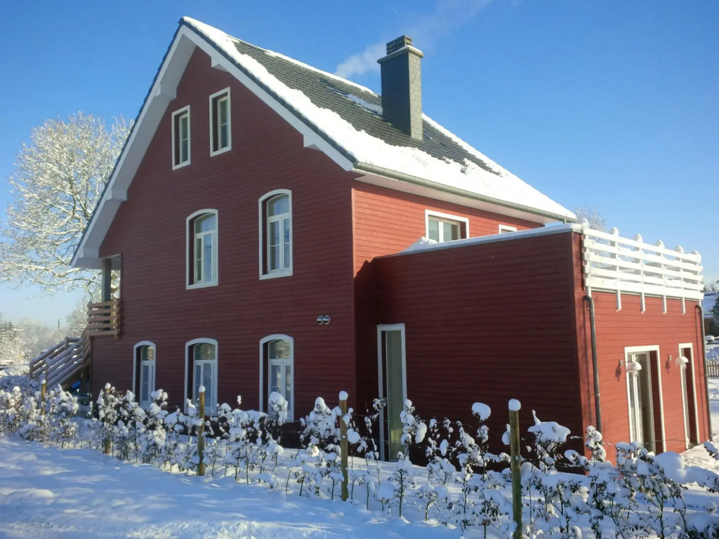 Charming Fens Family Home