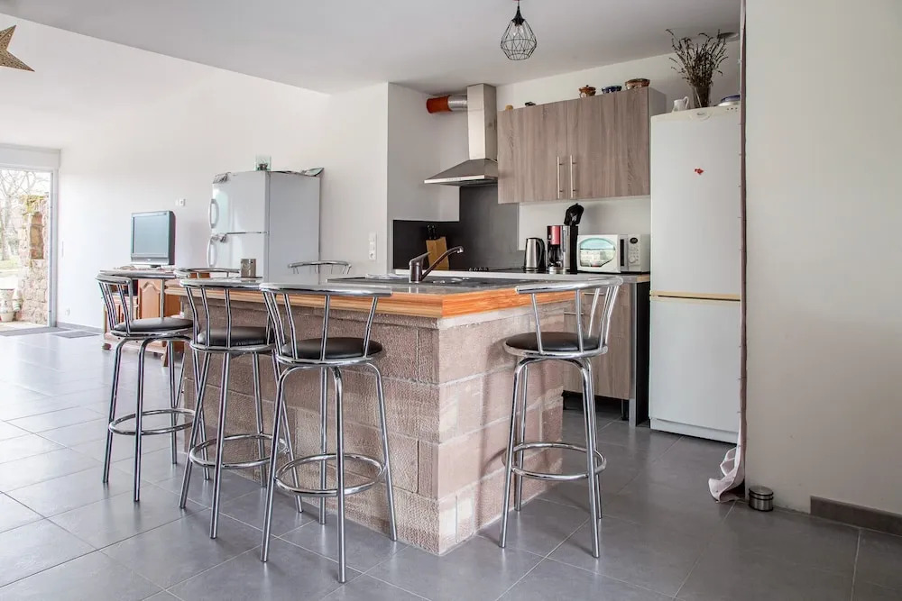 Renovated Village House With Enclosed Garden