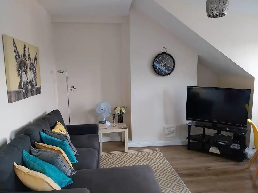 Leeds Cute 1 bed Apt, Garden, Free Wifi & Parking