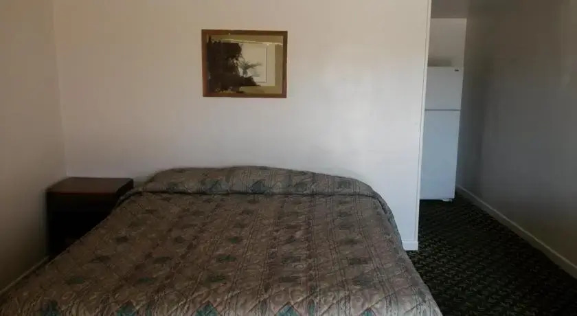 Economy Inn