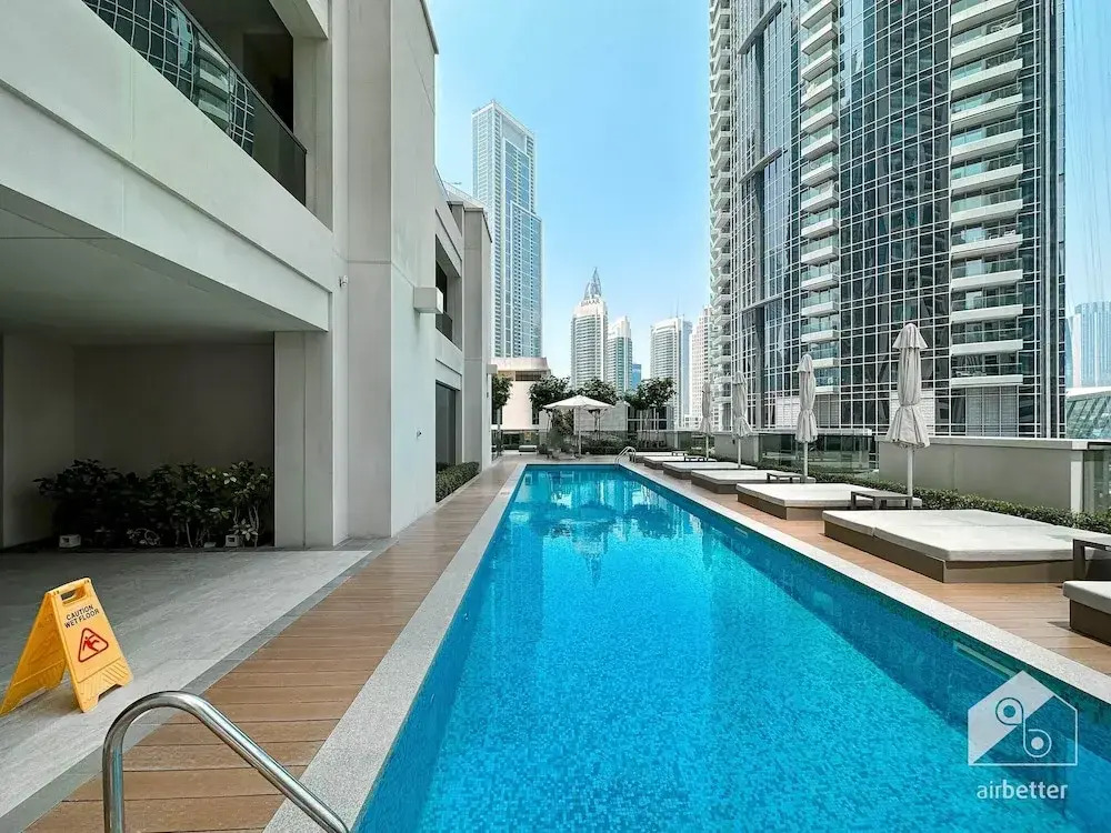 Luxurious 2B with Breathtaking Views Downtown