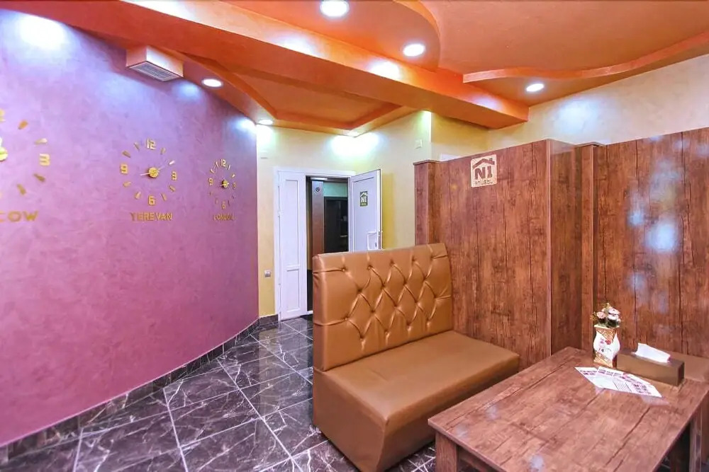 HOTEL N1