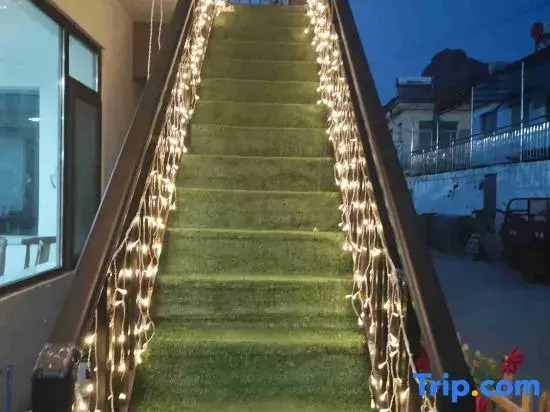 Ruoshu Homestay (Qingdao Lingshan Island)