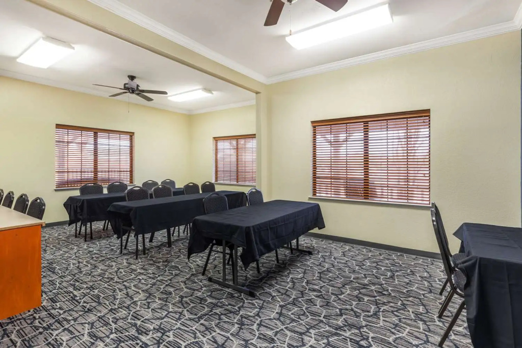 Best Western Dinosaur Valley Inn & Suites
