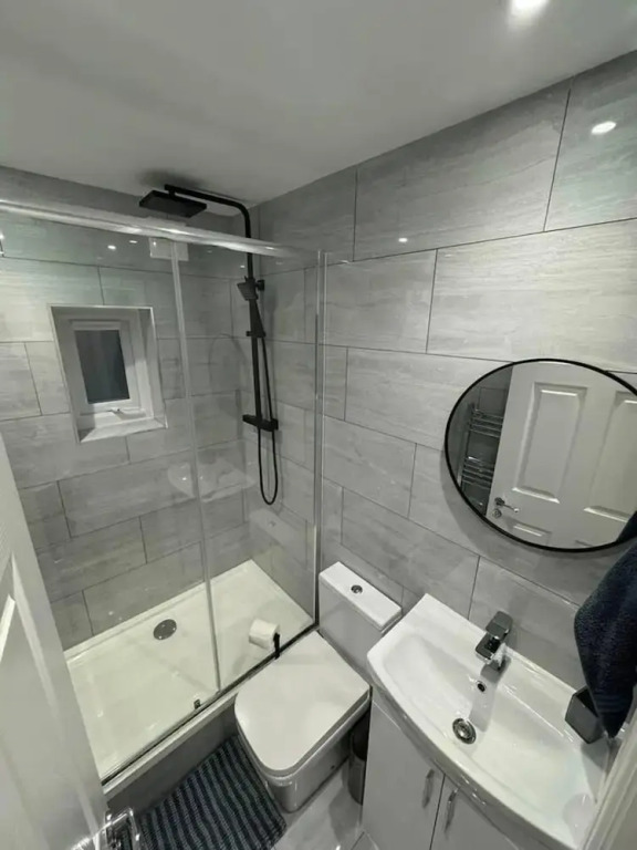 Modern 5-bed House in London Close Excel - Big Ben
