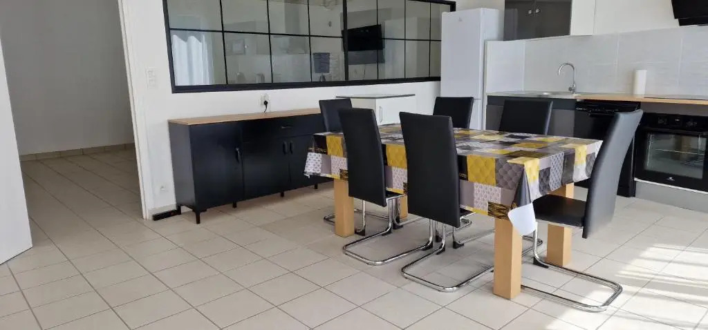 Aerouant - Maison spacieuse pour 8 personnes sur 3 étages Idéal famille entreprises