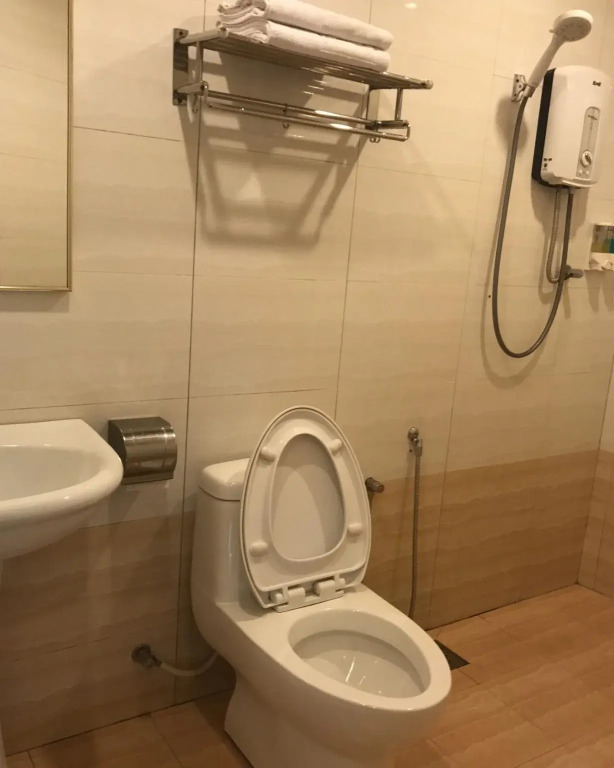 SE Hotel 2