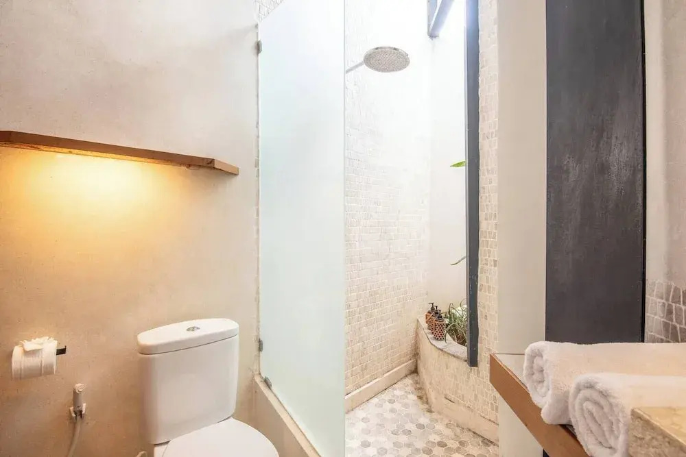 Opulent 1-br Loft With Art Deco Shared Pool