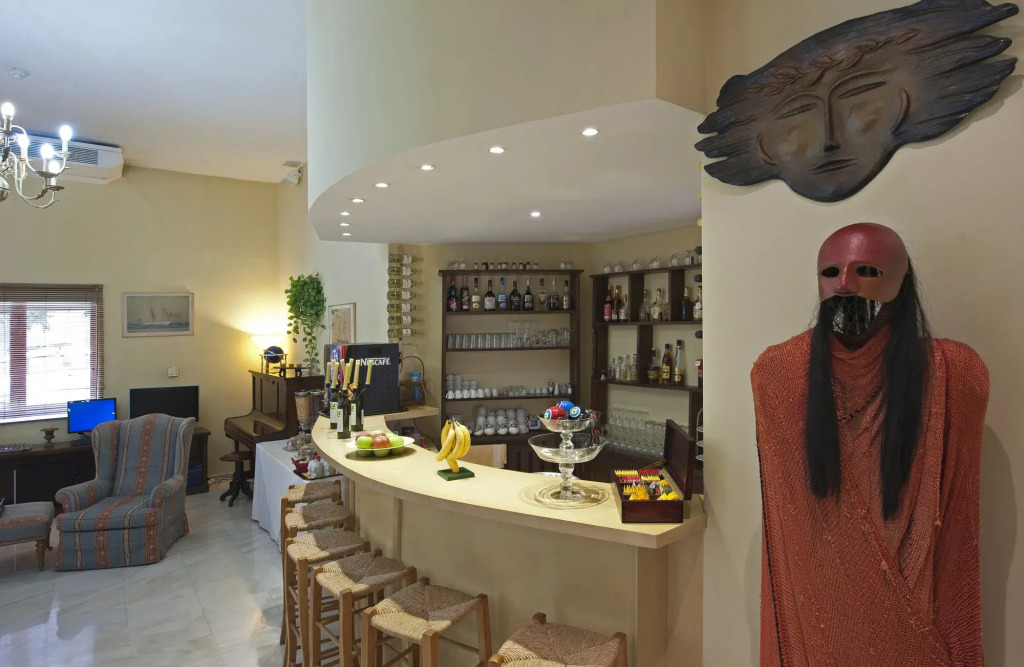 Efplias Hotel Apartments and Suites