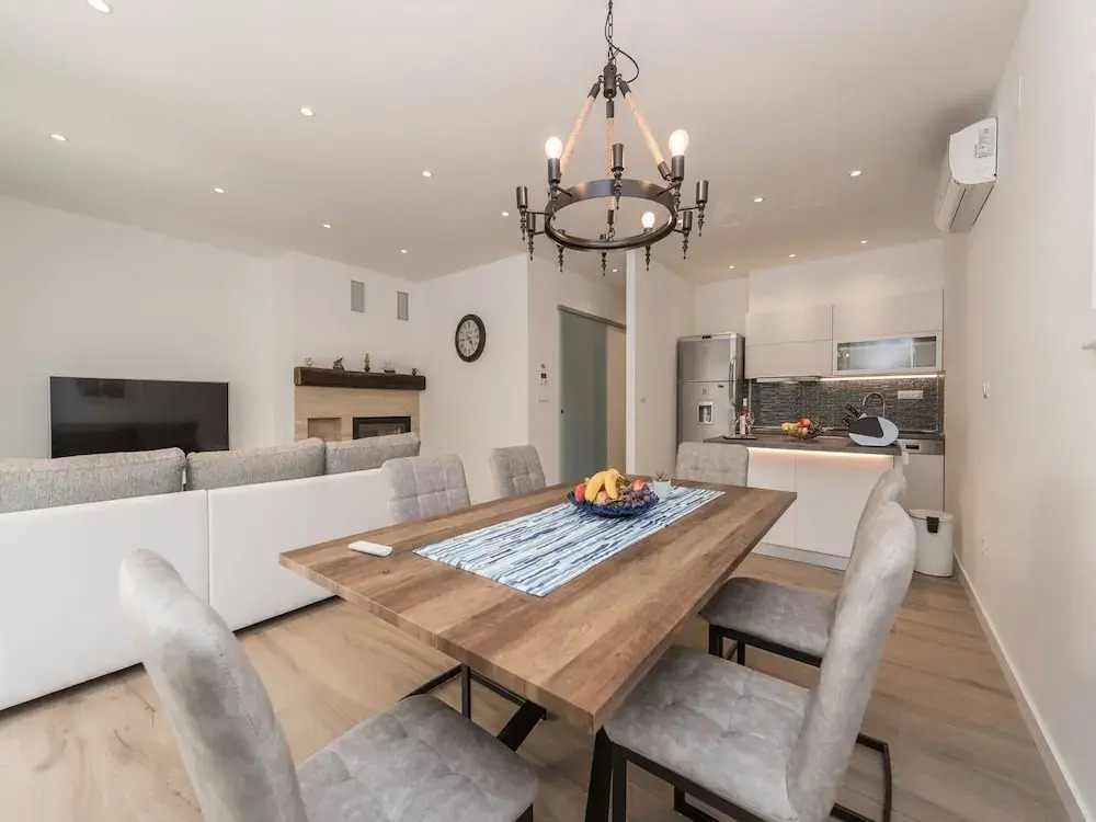 Modern Villa in Privlaka with Swimming Pool