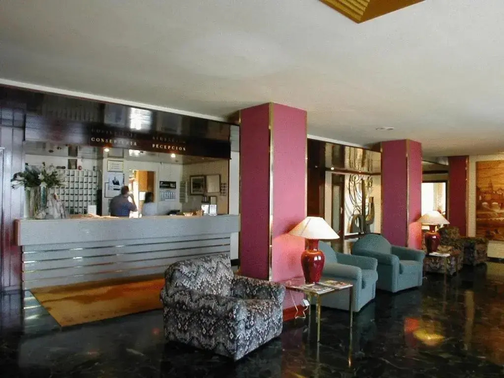 Hotel Rey Sancho Ramírez