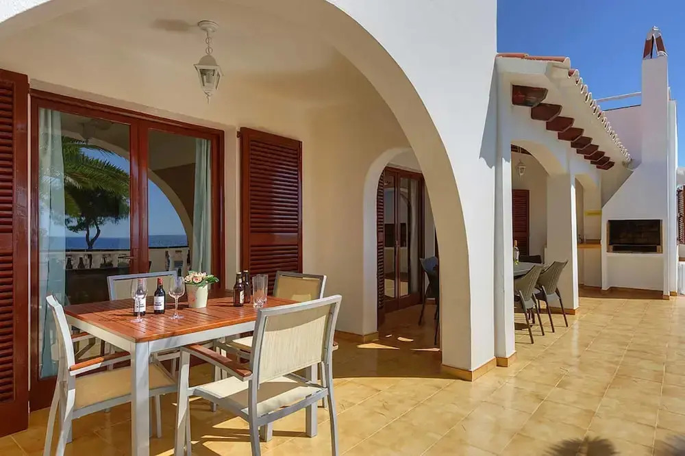Villa Sol y Sombra by Escape Home