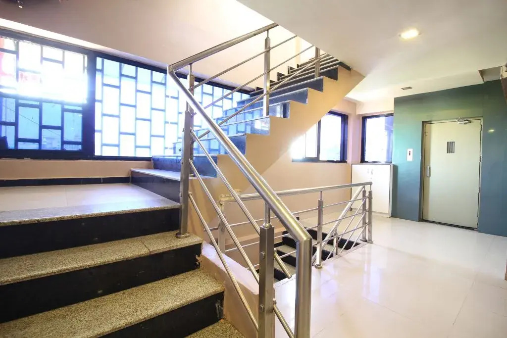 Hotel La 365 Residency