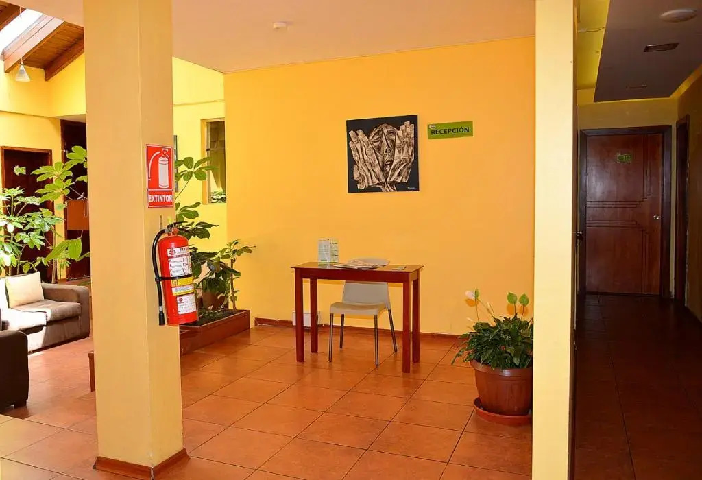 Hostal Terra 3 - BASE AÉREA