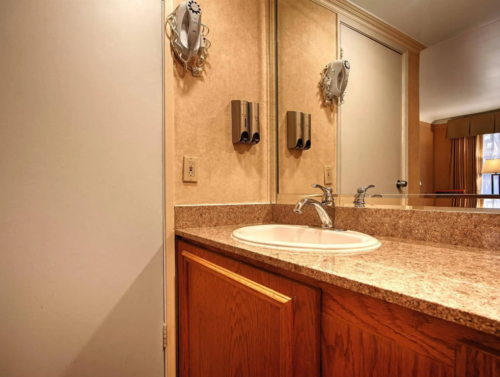 Monterey Park Inn