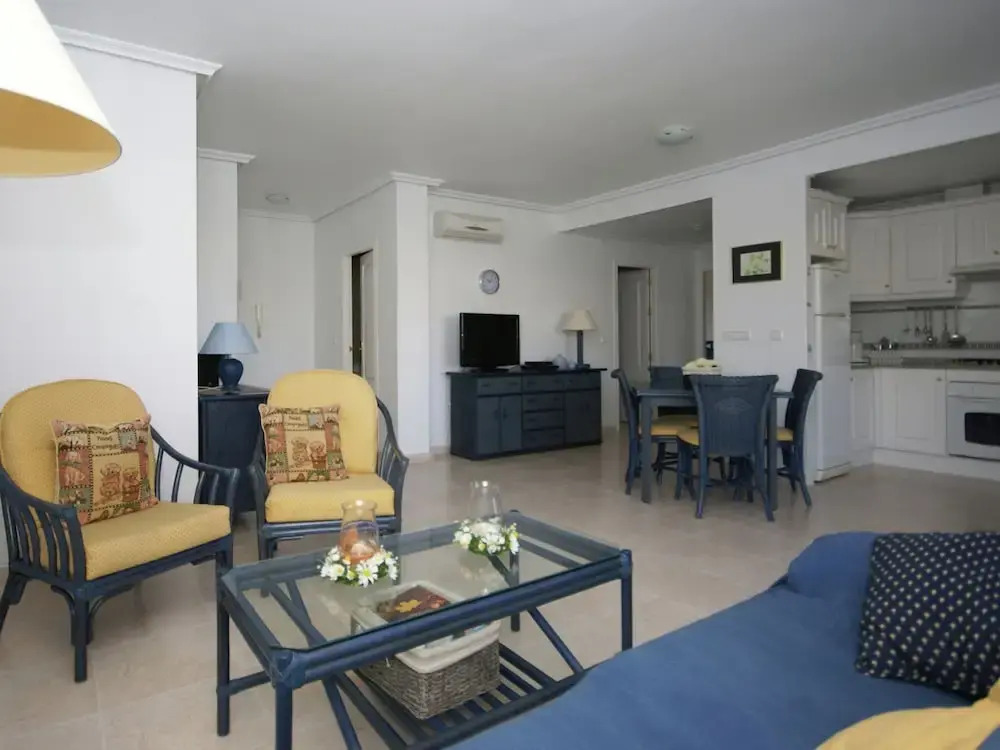 Superb Apartment Right on Beautiful 18-hole Golf Course on the Costa Blanca