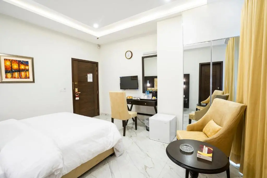 Hotel One MM Alam Road, Lahore