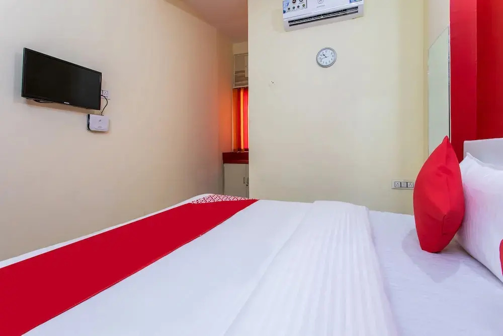 Hotel O Santushti