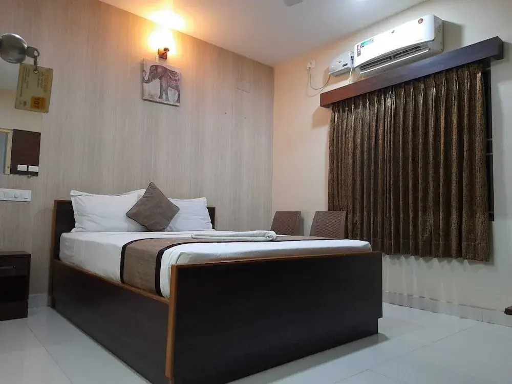 Hotel Sri Dhevi