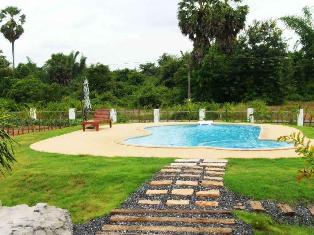 Bangyai Buri Resort