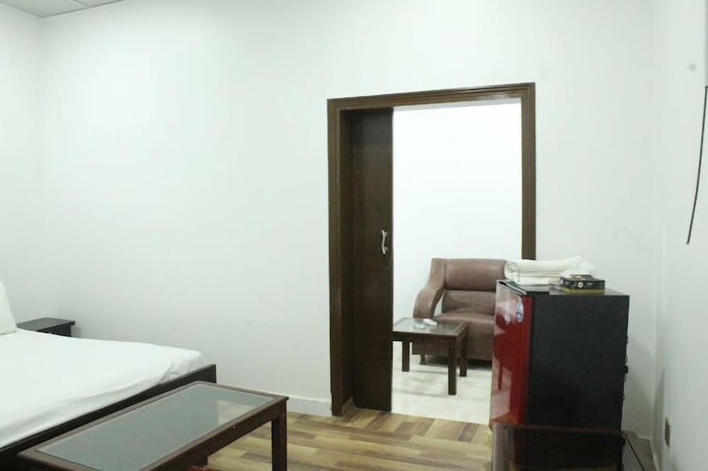 Hotel Comfort Inn Karachi