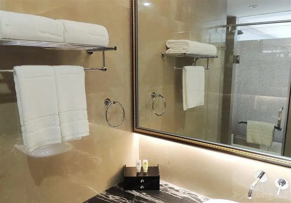Leiman Hotel