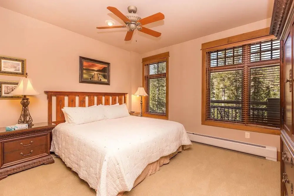 Lone Eagle #3017 - 1 Br Condo