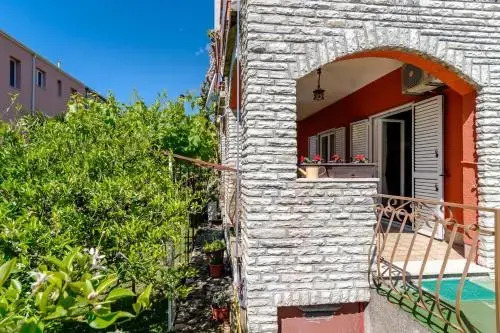 Apartment Yean