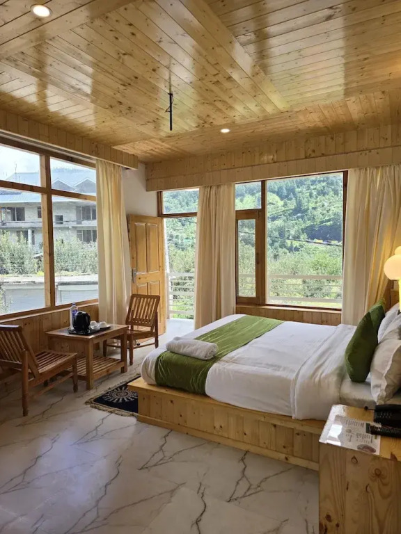 MB Igloo Resort