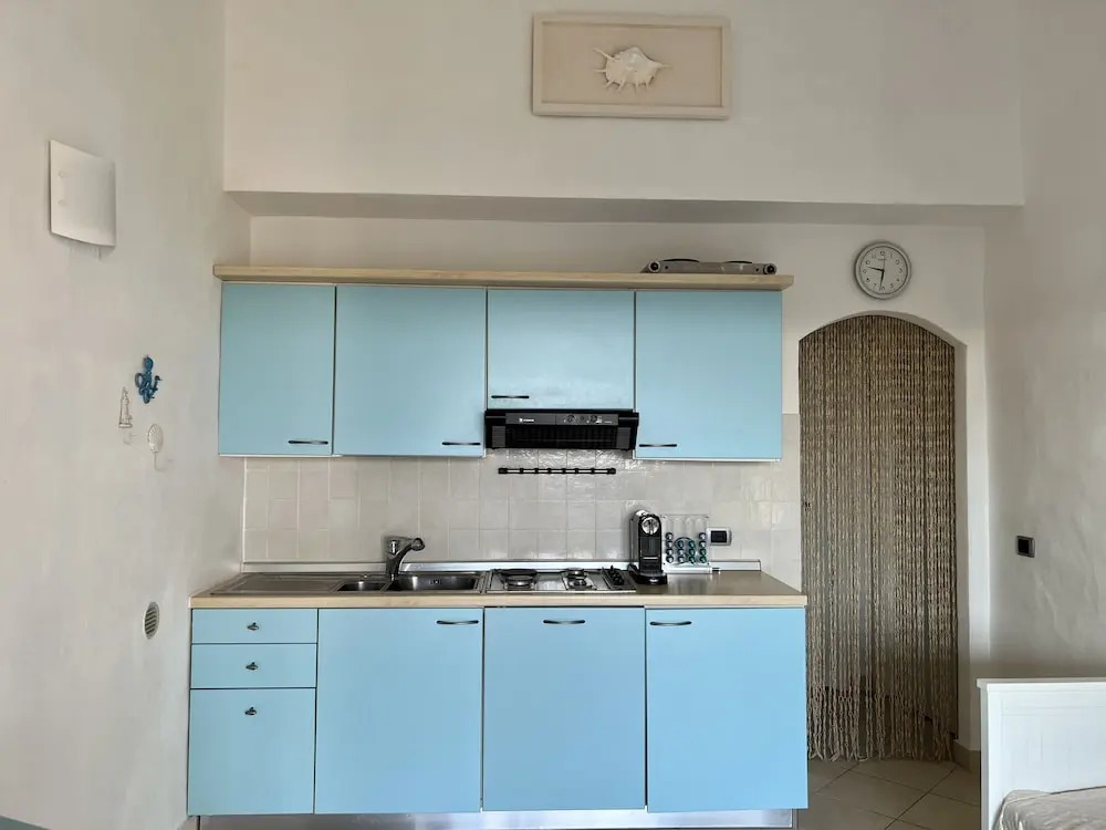 Villa Sleeps 4 With Rooftop Solarium