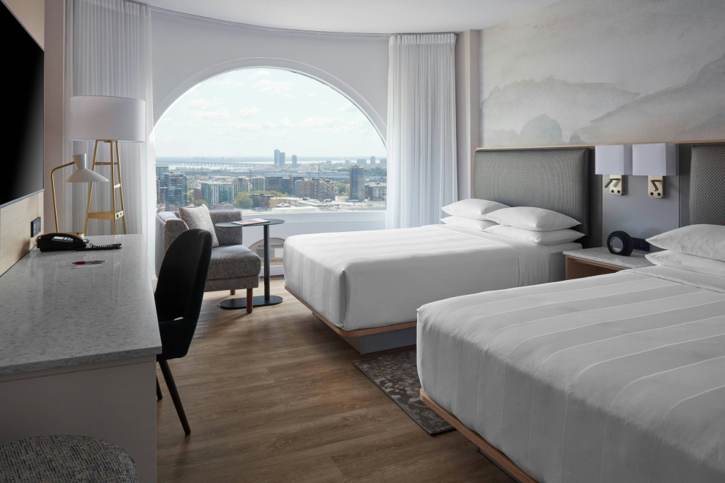 Montreal Marriott Chateau Champlain