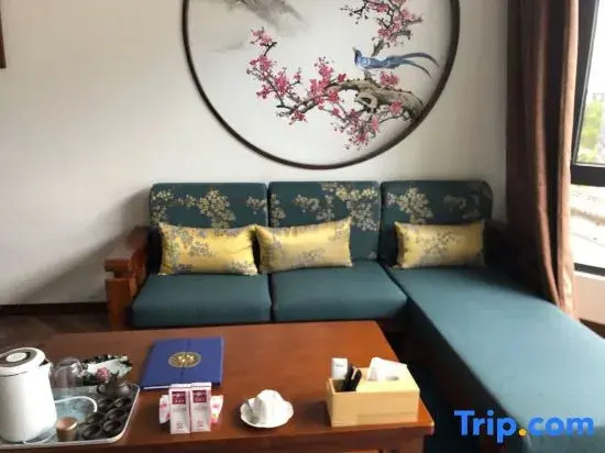 Jiajing Guesthouse